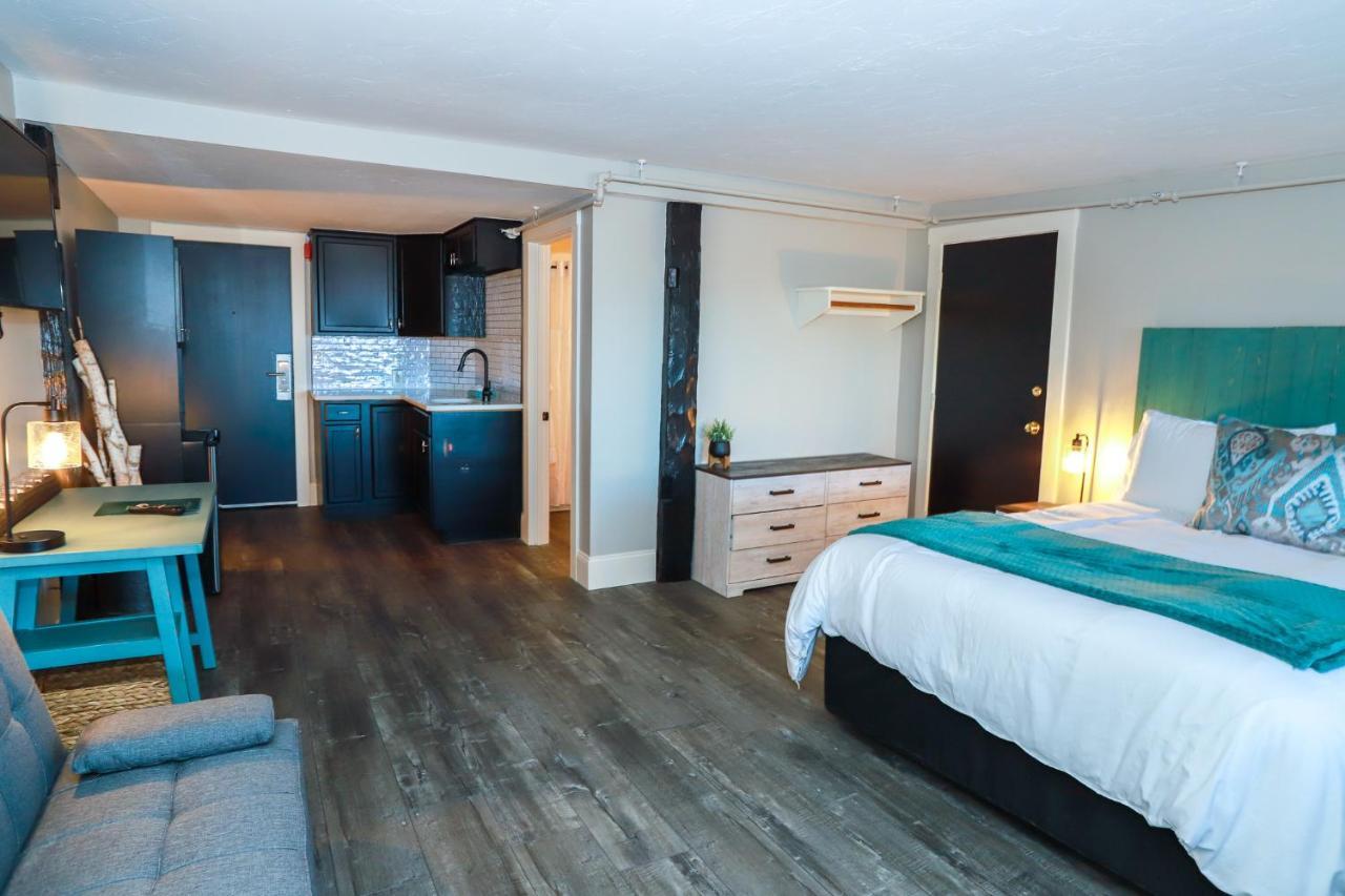 Gunstock Inn & Suites Ґілфорд Екстер'єр фото