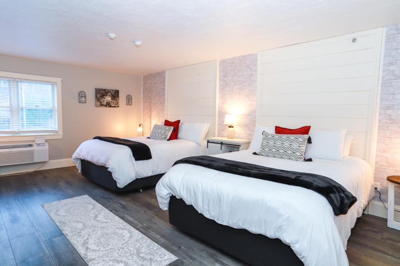 Gunstock Inn & Suites Ґілфорд Екстер'єр фото