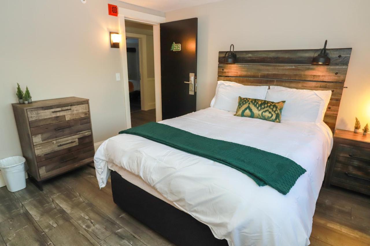 Gunstock Inn & Suites Ґілфорд Екстер'єр фото