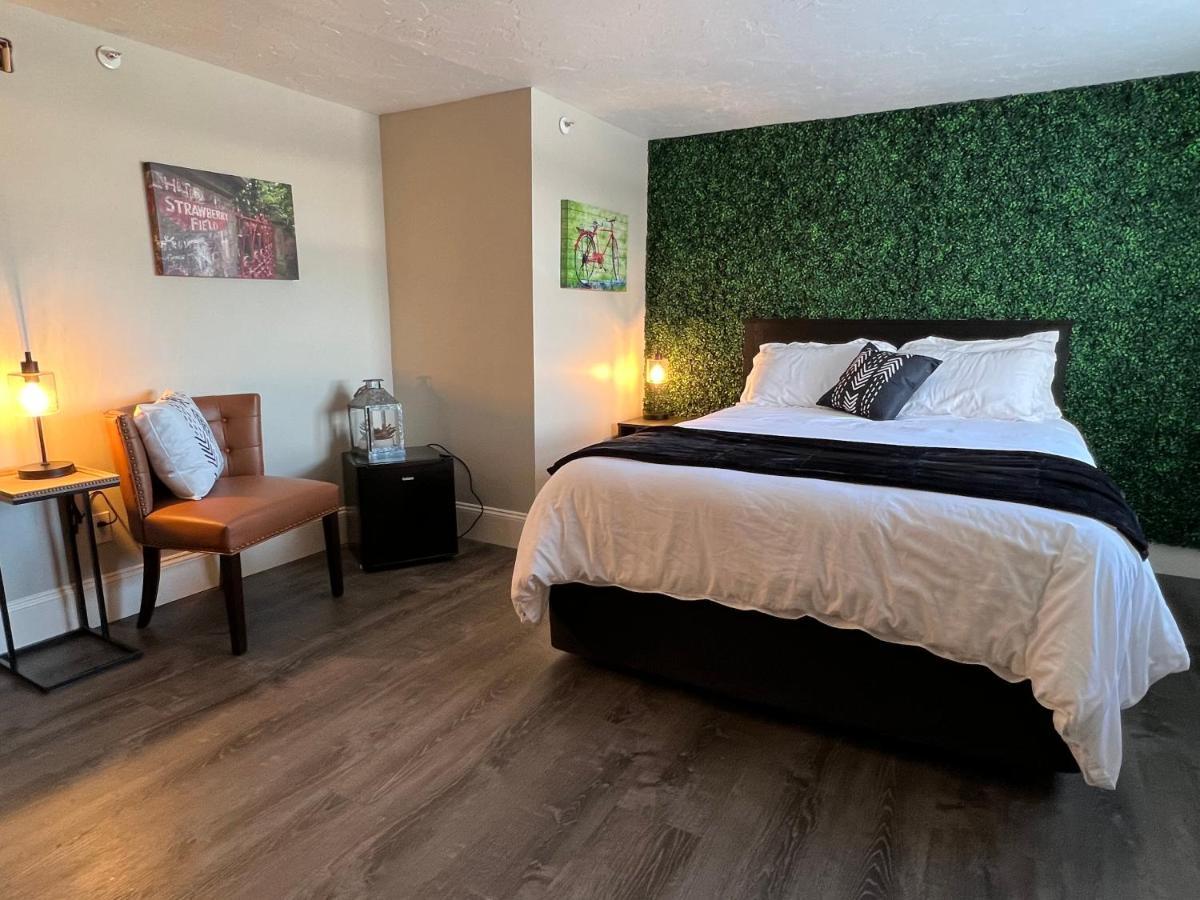 Gunstock Inn & Suites Ґілфорд Екстер'єр фото