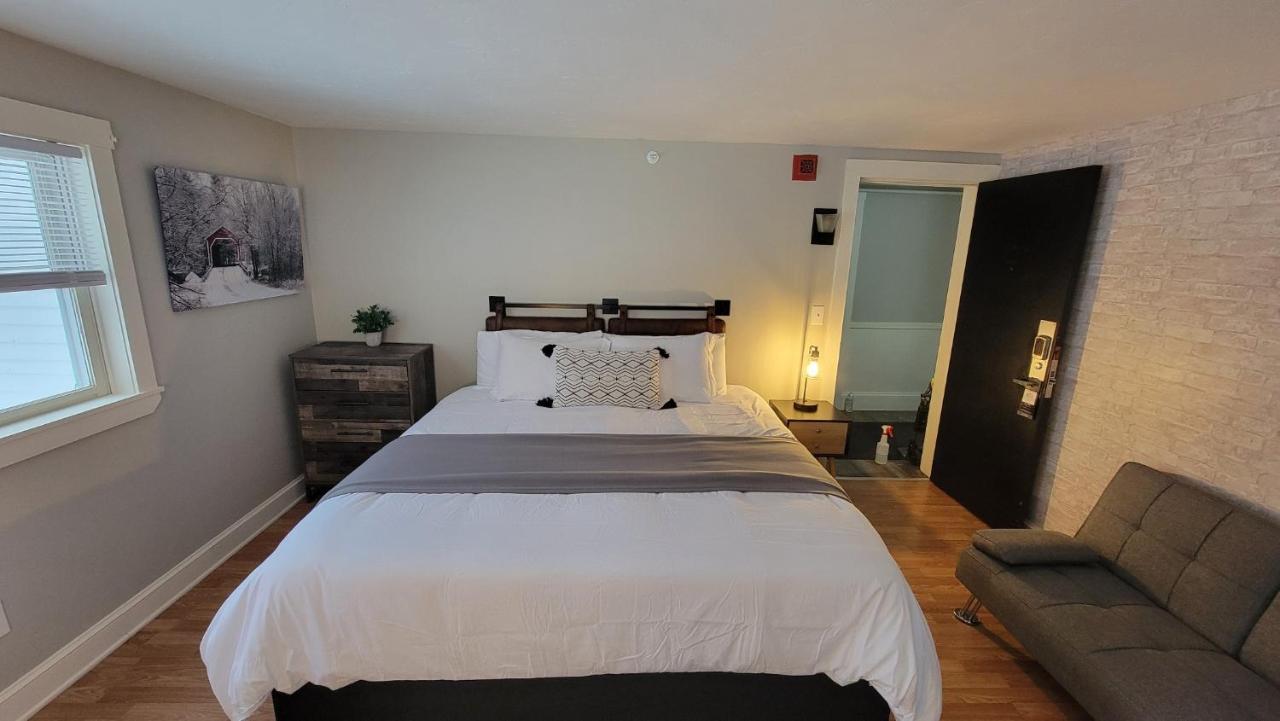 Gunstock Inn & Suites Ґілфорд Екстер'єр фото