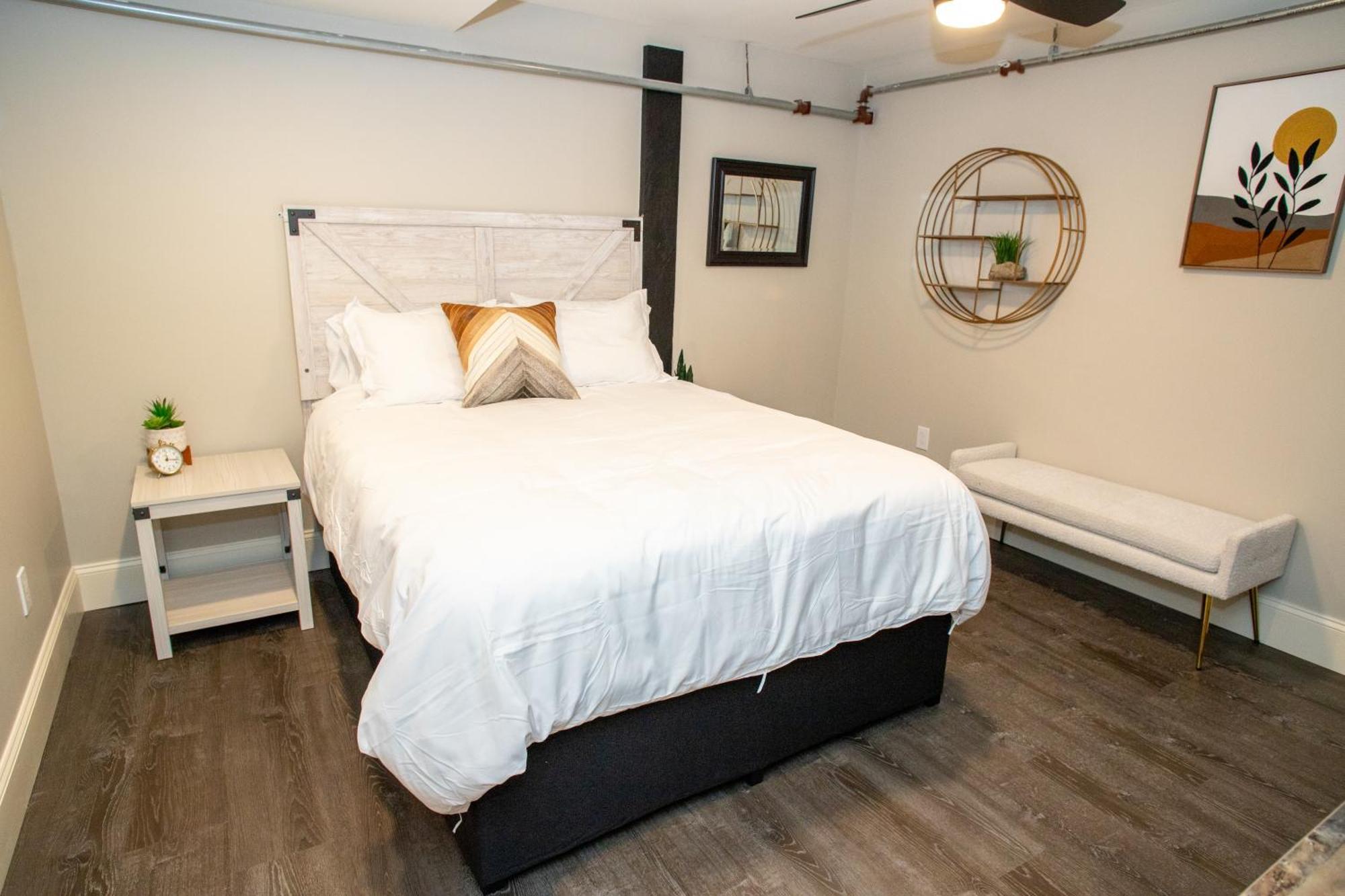 Gunstock Inn & Suites Ґілфорд Екстер'єр фото