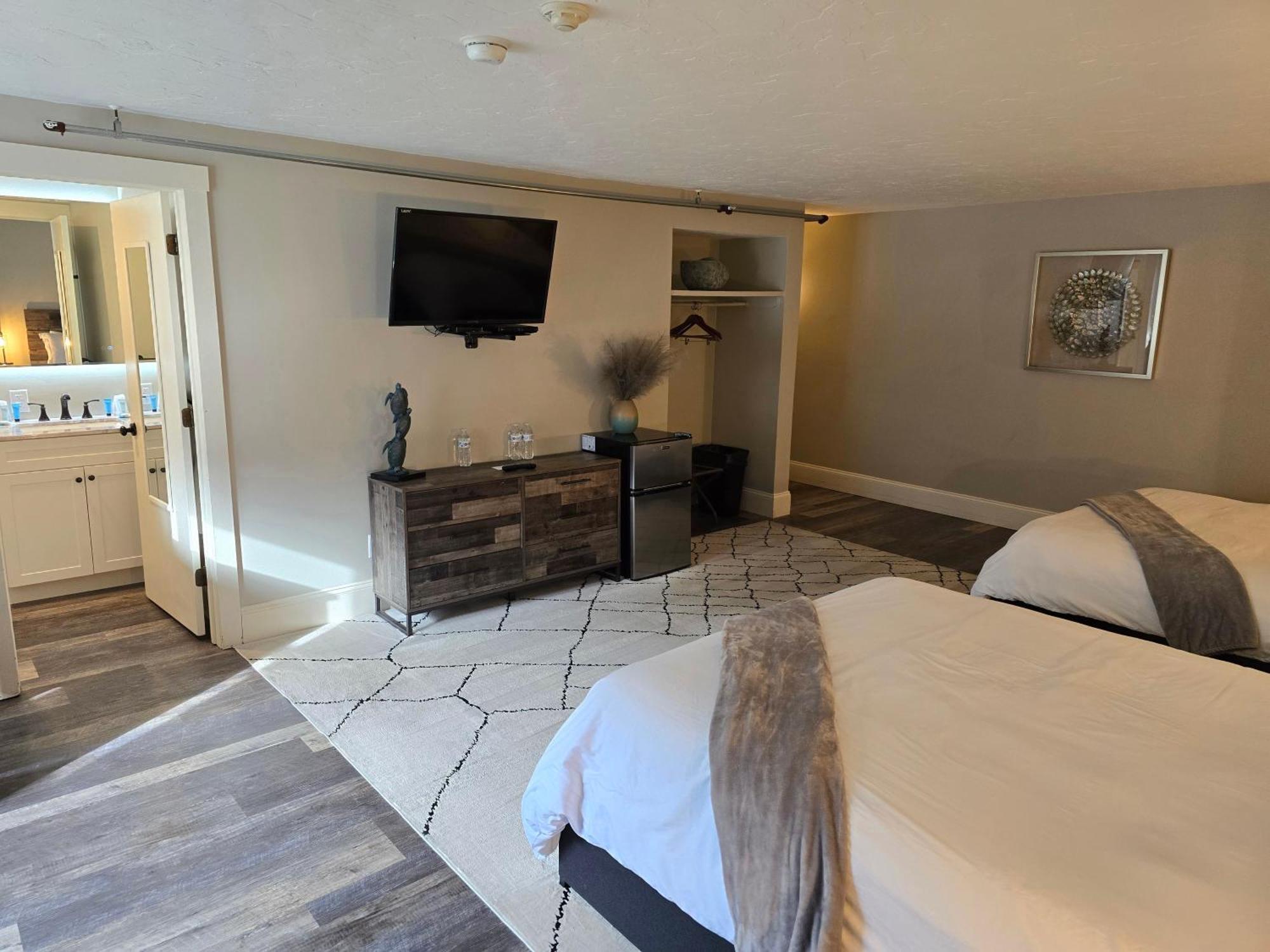 Gunstock Inn & Suites Ґілфорд Екстер'єр фото